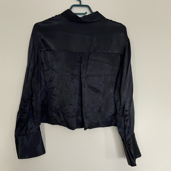 Zara Loose-Fitting Shirt - Picture 9 of 10